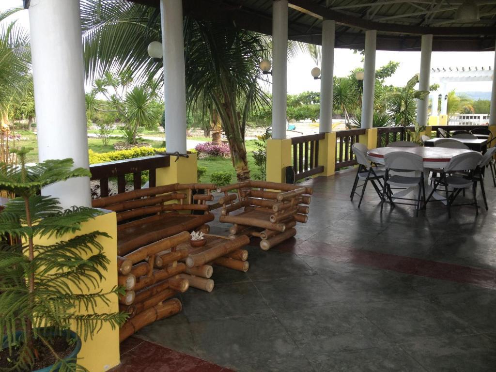 Moalboal Beach Resort Alcantara  Экстерьер фото