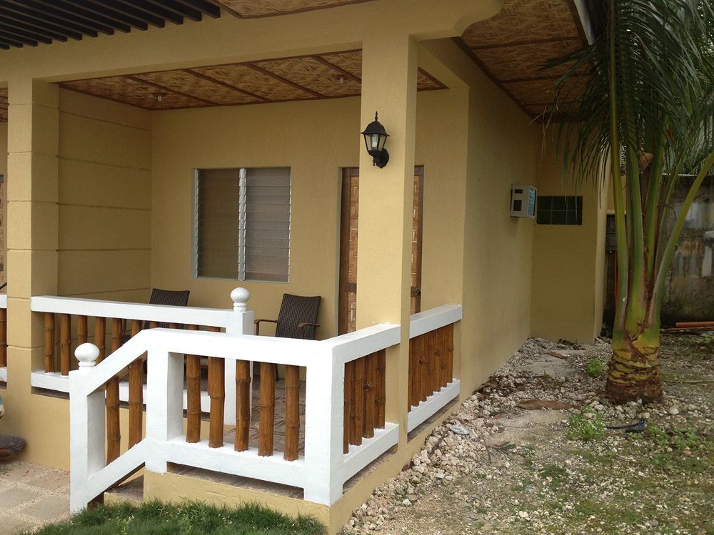 Moalboal Beach Resort Alcantara  Экстерьер фото