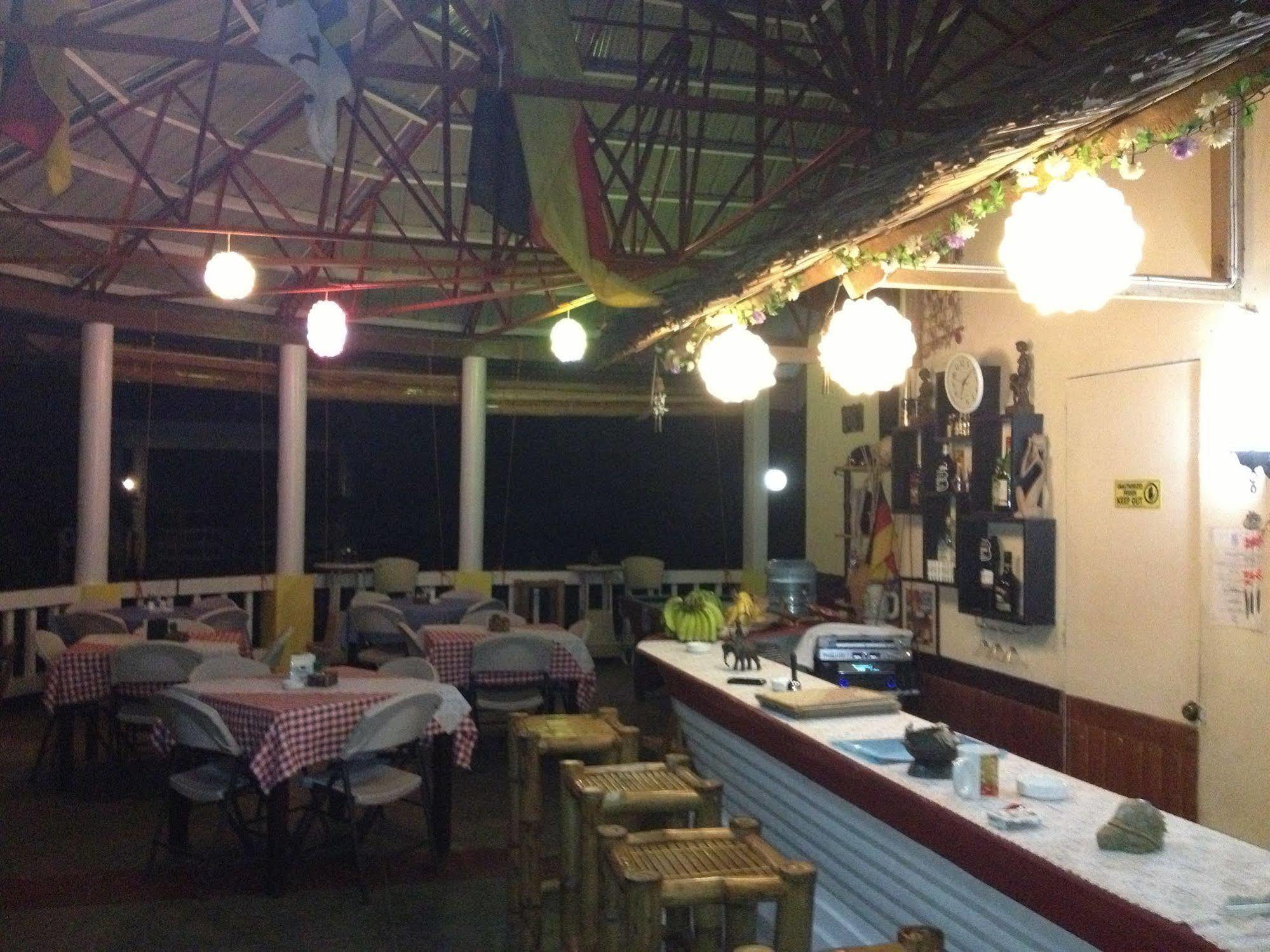 Moalboal Beach Resort Alcantara  Экстерьер фото